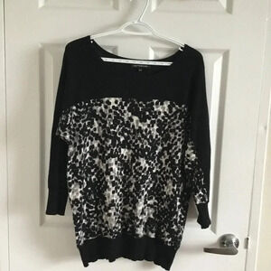 Laura Petites Women’s  Black White Block Sweater Top size M